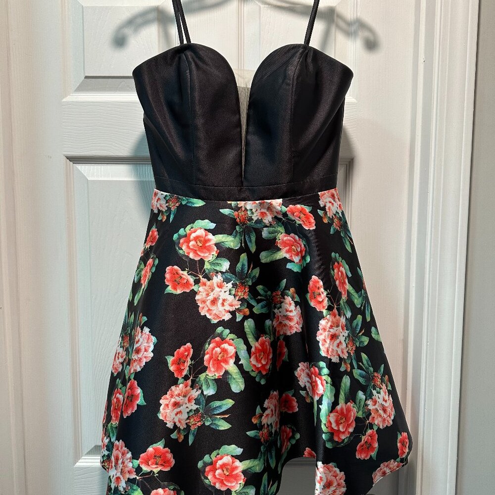 Super Cute Short/Above Knee Prom Dress Lace-Up Back Spaghetti Straps/Strapless